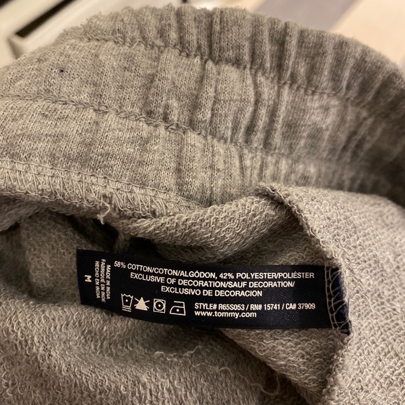 Tommy Hilfiger Grey Sweatpants - Picture 5 of 5